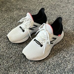 New Balance Roav